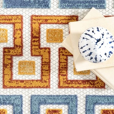 NuLOOM Rochel Mediterranean Indoor/Outdoor Area Rug 5 NuLOOM Rochel Mediterranean Indoor/Outdoor Area Rug - Image 5